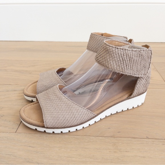Gabor Shoes Gabor Geena Leather Sandals Poshmark